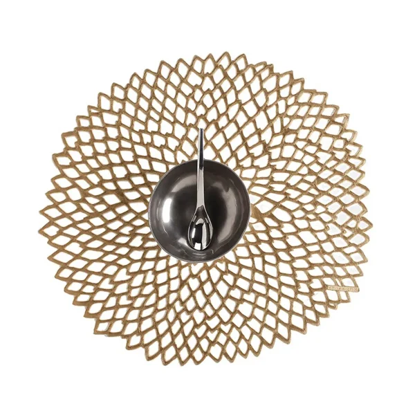 Brass Dahlia Table Mats - Chic Durability | Chilewick brass dahlia table mats chic d 0 1752847245 - DIVERSTIMENTI